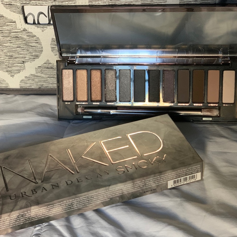 NAKED URBAN DECAY SMOKEY EYESHADOW PALETTE